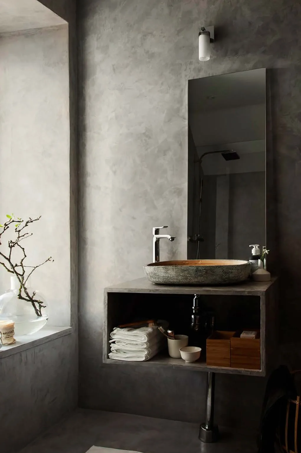 Seamless micro cement bathroom walls and vanity