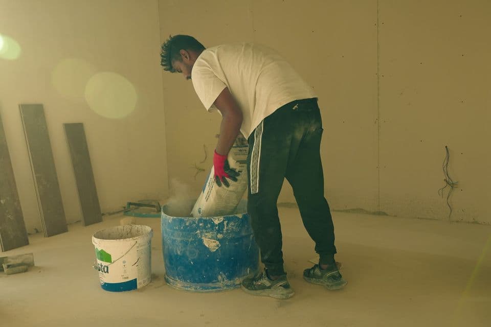 Painting in Malta's Humid, Salty Climate: Preventing Damp, Mould and Peeling – Shaw Contractors, Malta